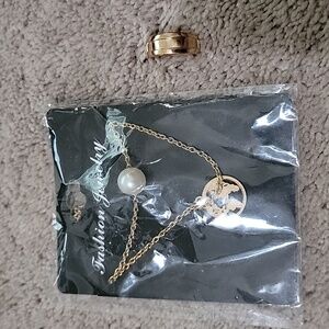 🦋 Fashion Jewelry Necklace and Ring Set - Gold Color